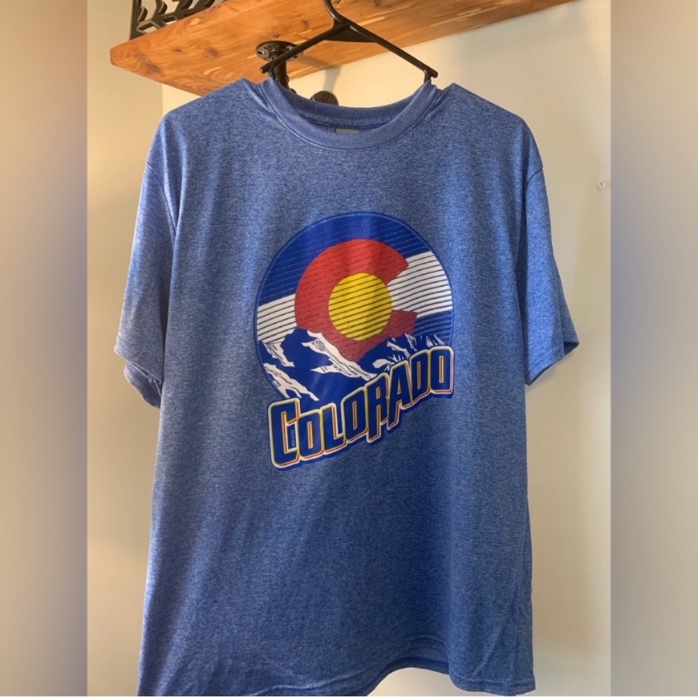 Colorado Dry Fit large tee